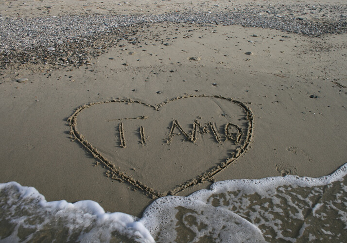 ti amo sulla sabbia